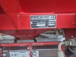 Sprzedam rozsiewacz do nawozów Altro 800