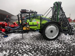 Opryskiwacz zaczepiany Bruno x